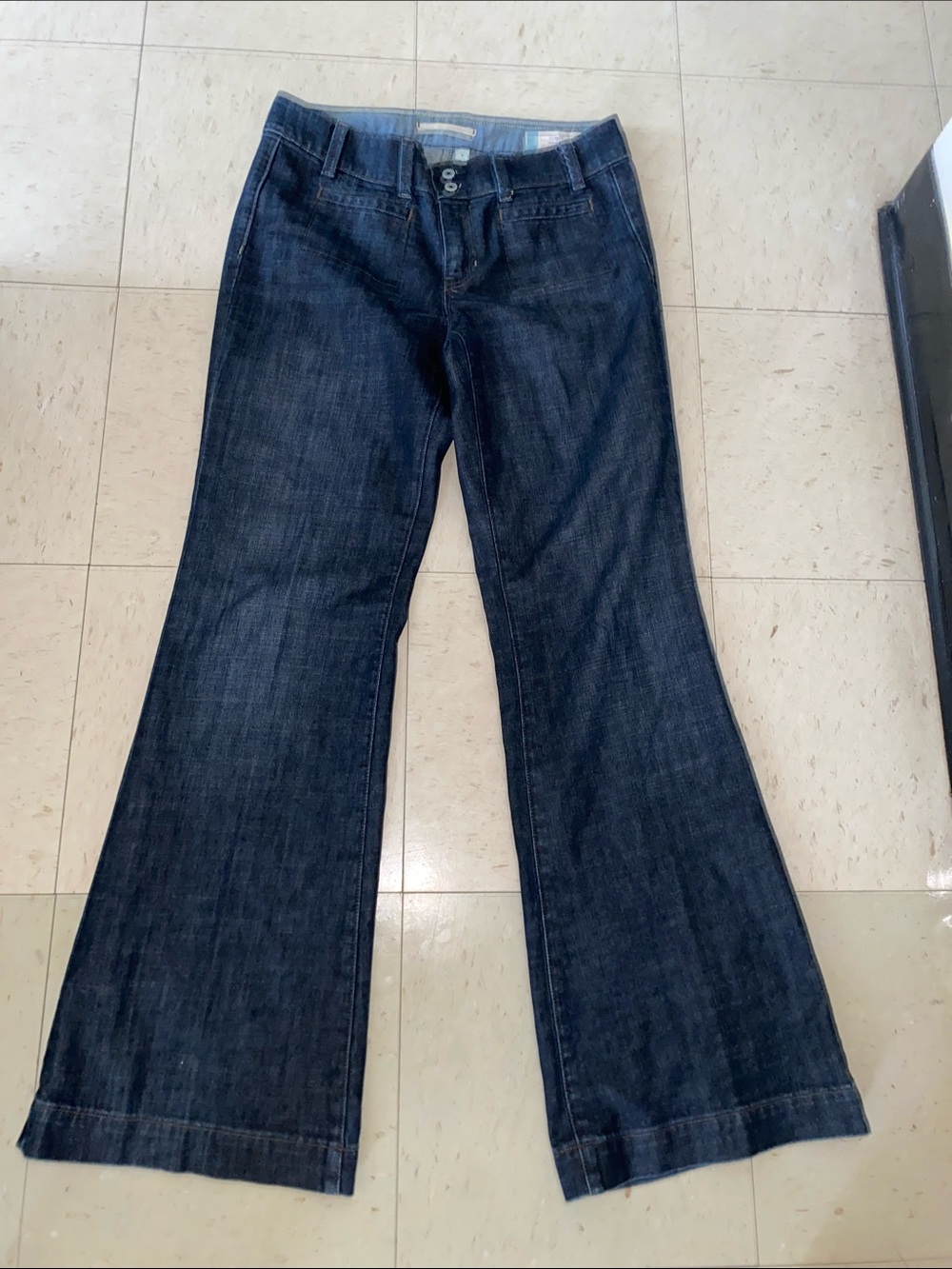 Gap Curvy stretch Sz 8 bell bottom flare jeans